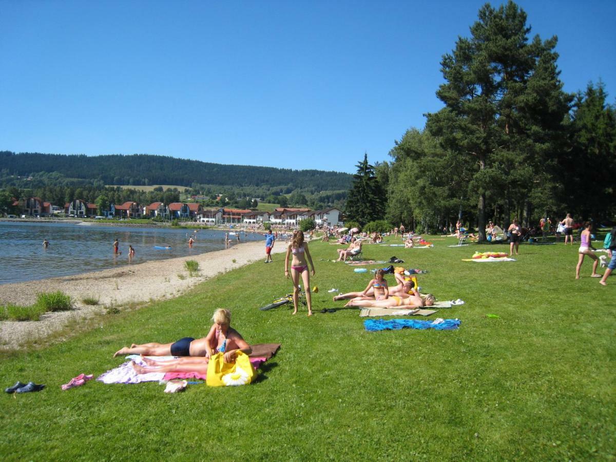 Apartman Riviera Lejlighed Lipno nad Vltavou Eksteriør billede